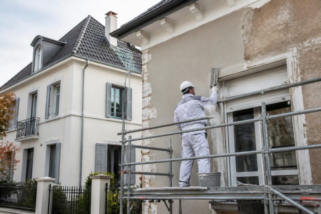 découvrez tout ce qu'il faut savoir sur le prix du ravalement de façade en 2026 pour bien préparer votre budget et éviter les mauvaises surprises.