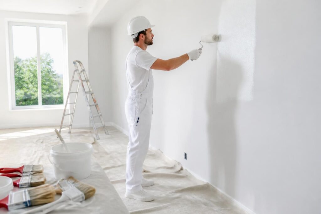 découvrez nos conseils pratiques pour choisir une entreprise de peinture fiable et un peintre professionnel adapté à vos besoins.